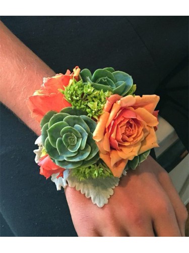 Hoa đeo tay 36